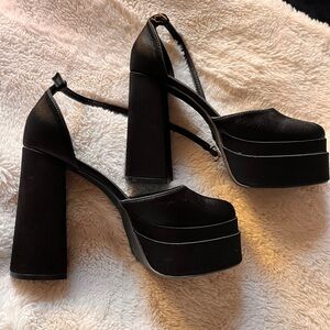 Dynamite Black Platform Shoes